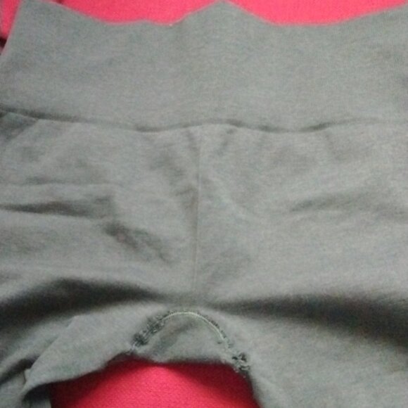 LULULEMON ATHLETICA LEGGING - Picture 10 of 11